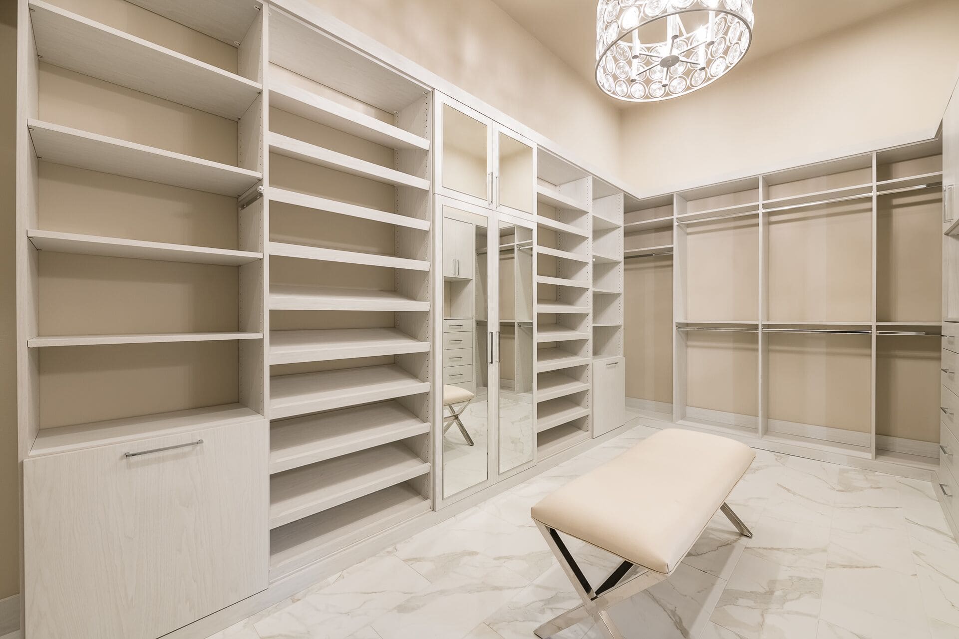 163 Closet