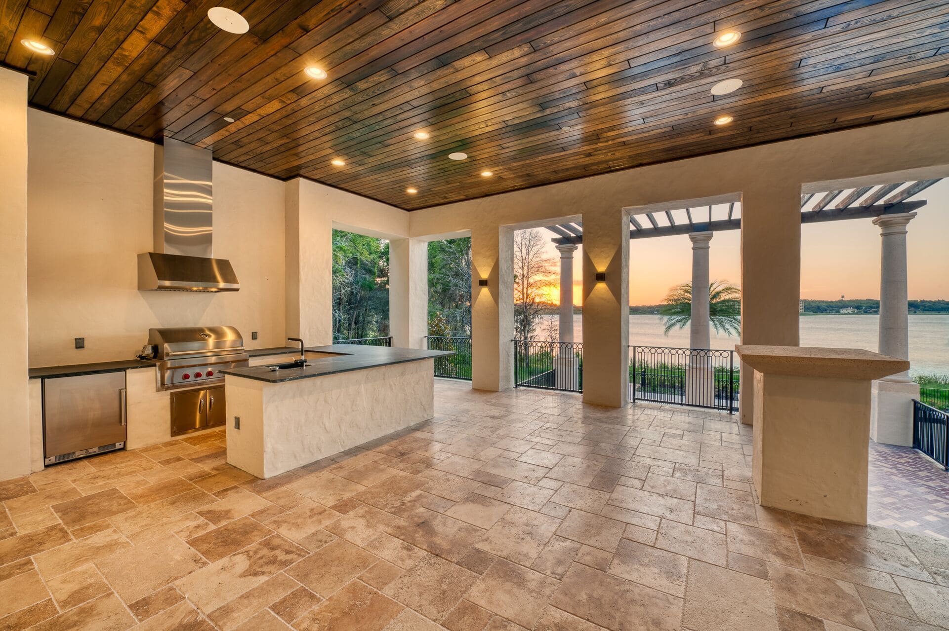 Out door Kitchen 380
